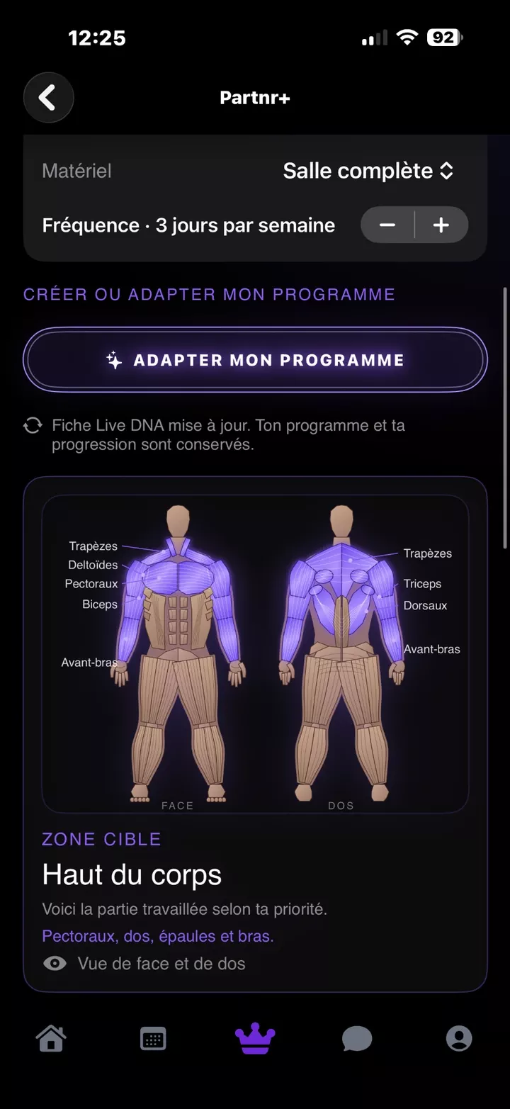 Vue des muscles du haut du corps mis en évidence dans Partnr Coach.